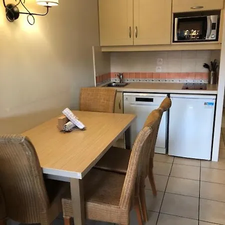 Appartement Heliotel Marine Saint-Laurent-du-Var