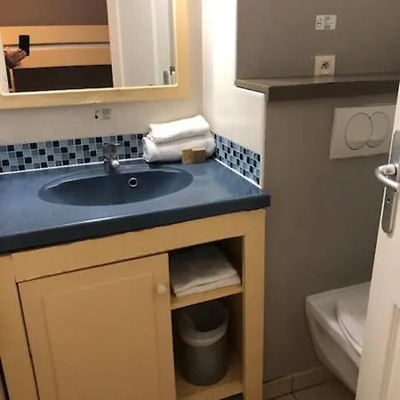 Heliotel Marine Saint-Laurent-du-Var